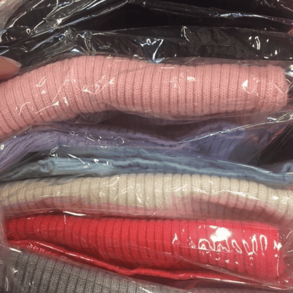 Form Fitting Ribbed Crew Neck Sweater 6 Pack Assorted Colors (Size: One Size)